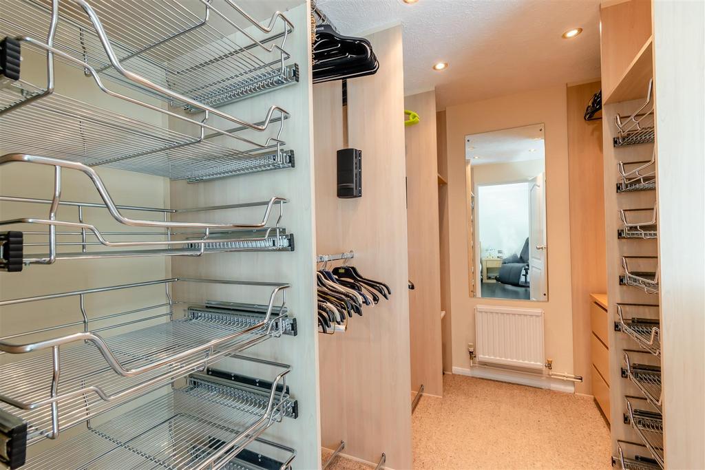8643398-interior17.jpg