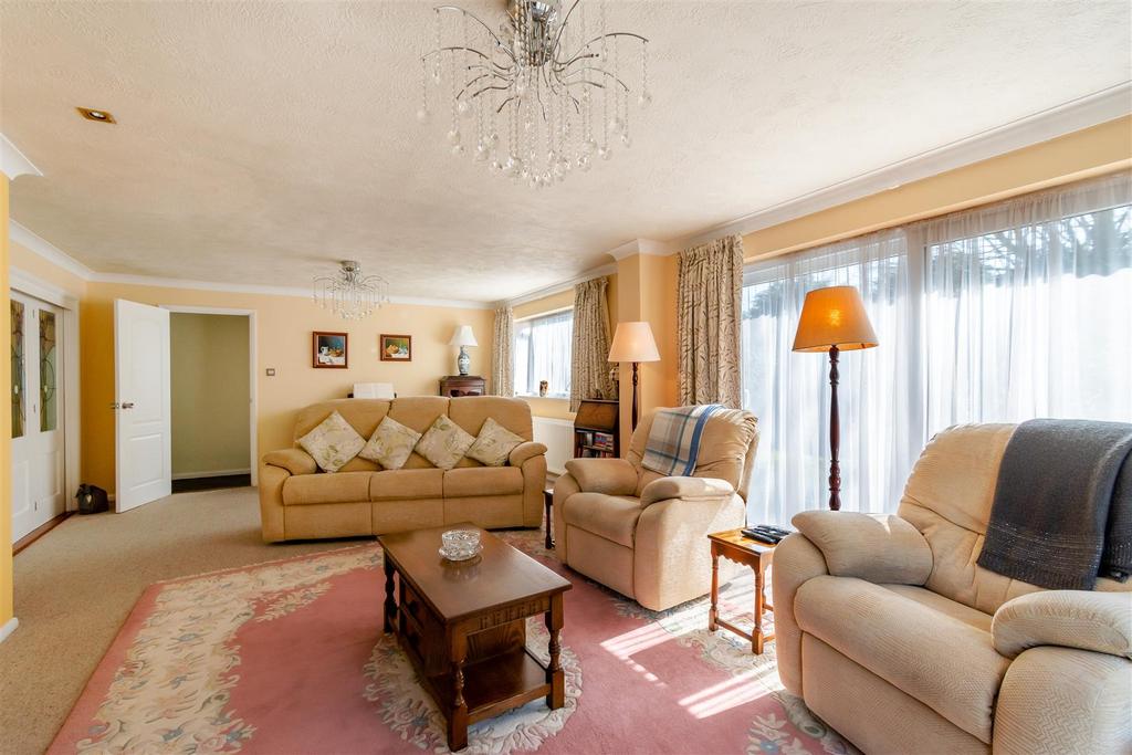 8643398-interior07.jpg