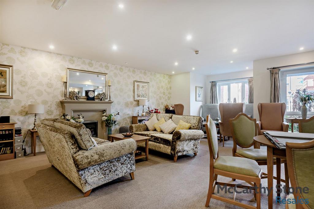 8642768-interior16-800.jpg