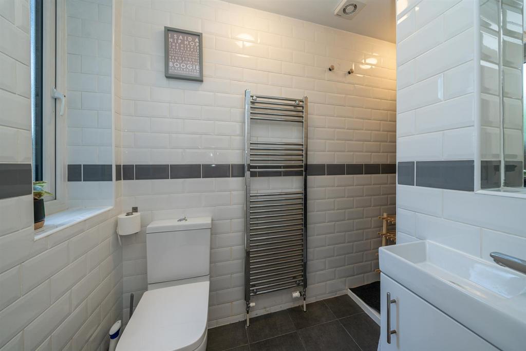 253-Chambersbury-lane-2643.jpg