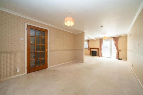 3 bedroom semi-detached house for sale, Hunting Gate, Hemel Hempstead, Hertfordshire, HP2 6NX