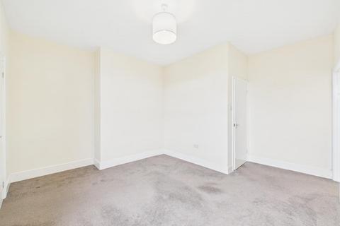 3 bedroom apartment for sale, Marden Crescent, Cullercoats