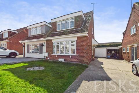 The Larches, Benfleet, SS7