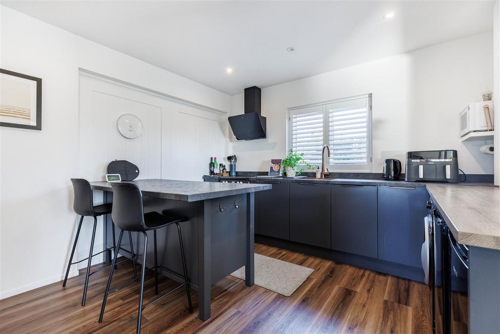 825 A7549-HDR.jpg