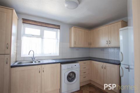 2 bedroom flat for sale, Wolstonbury Court, Burgess Hill