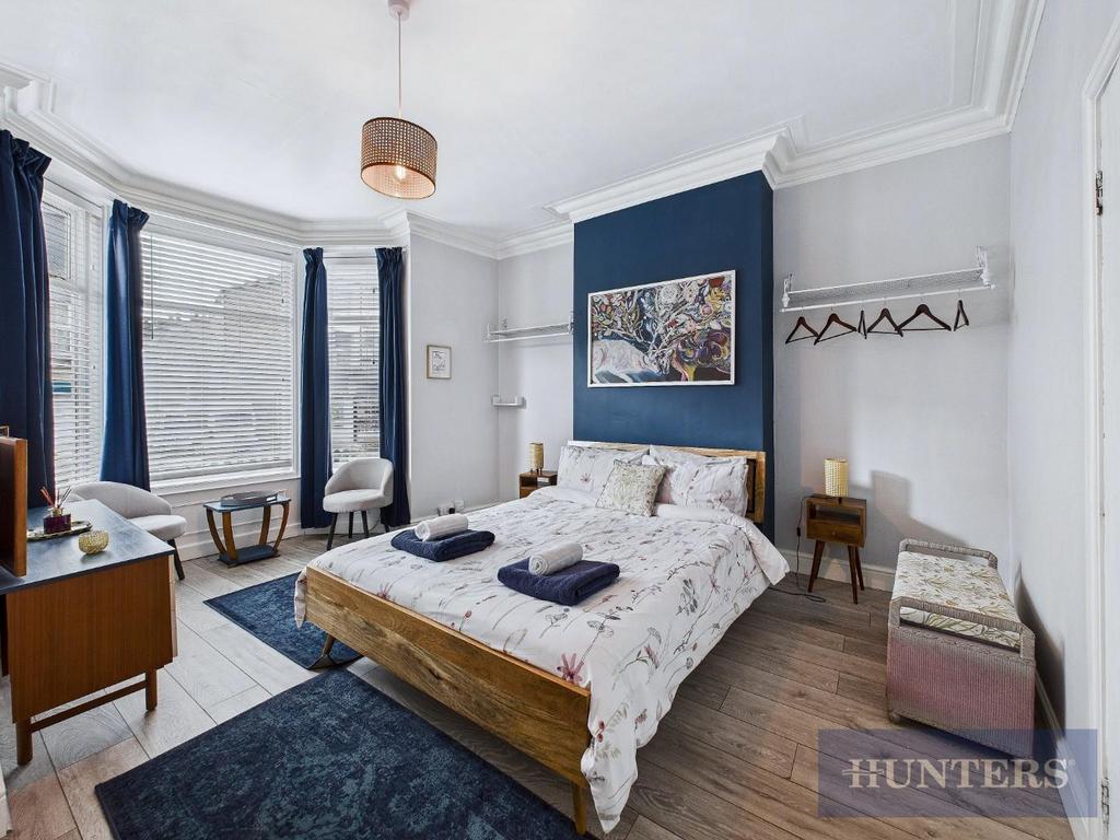 CAM05316 G0-PR0031-STILL007.jpg