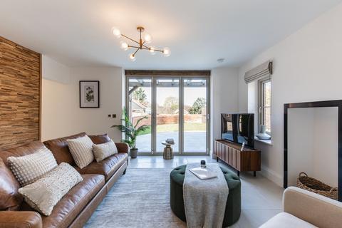 undefined, Chain Free Home in a Secluded Yet Central Village Location
