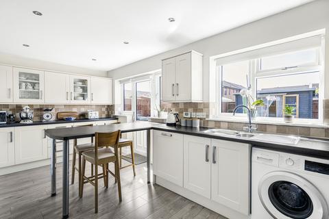 4 bedroom detached house for sale, Coopers Green, Bicester, OX26