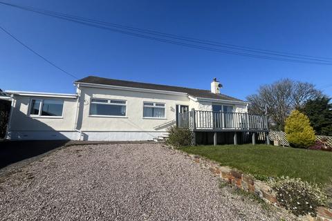 3 bedroom bungalow for sale, Tynygongl, Benllech, Anglesey, LL74