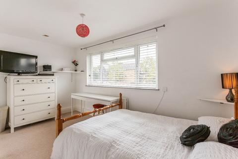 17 Chalkpit Wood, Oxted, RH8 0LT