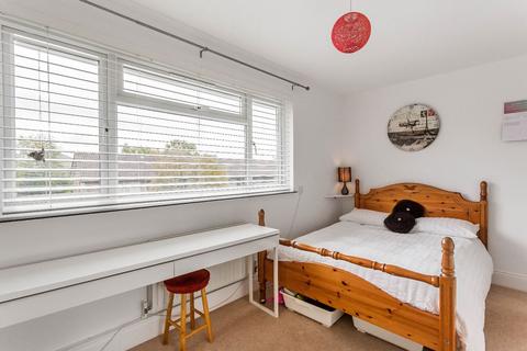 17 Chalkpit Wood, Oxted, RH8 0LT