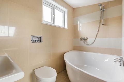 17 Chalkpit Wood, Oxted, RH8 0LT