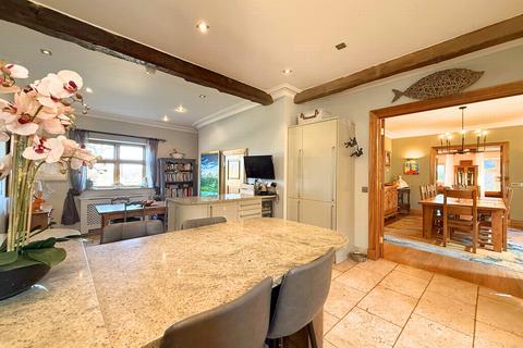 undefined, Highmead, Llanvair Kilgeddin, NP7