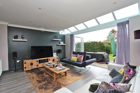 4 bedroom detached house for sale, Manchester Road, Sway, Lymington, Hampshire, SO41