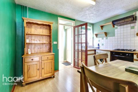 4 Cliffe Road, South Croydon, CR2 6PQ