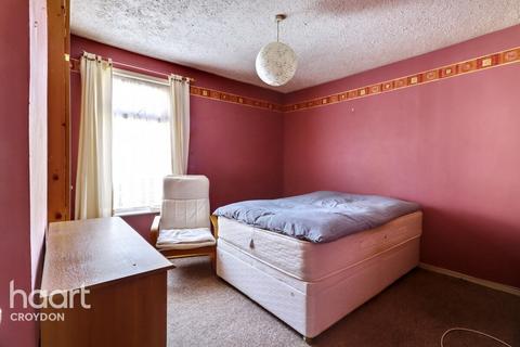 4 Cliffe Road, South Croydon, CR2 6PQ