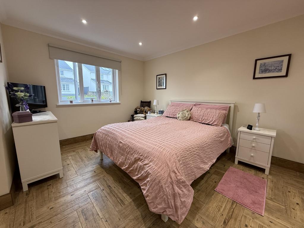Front Principal Bedroom 1