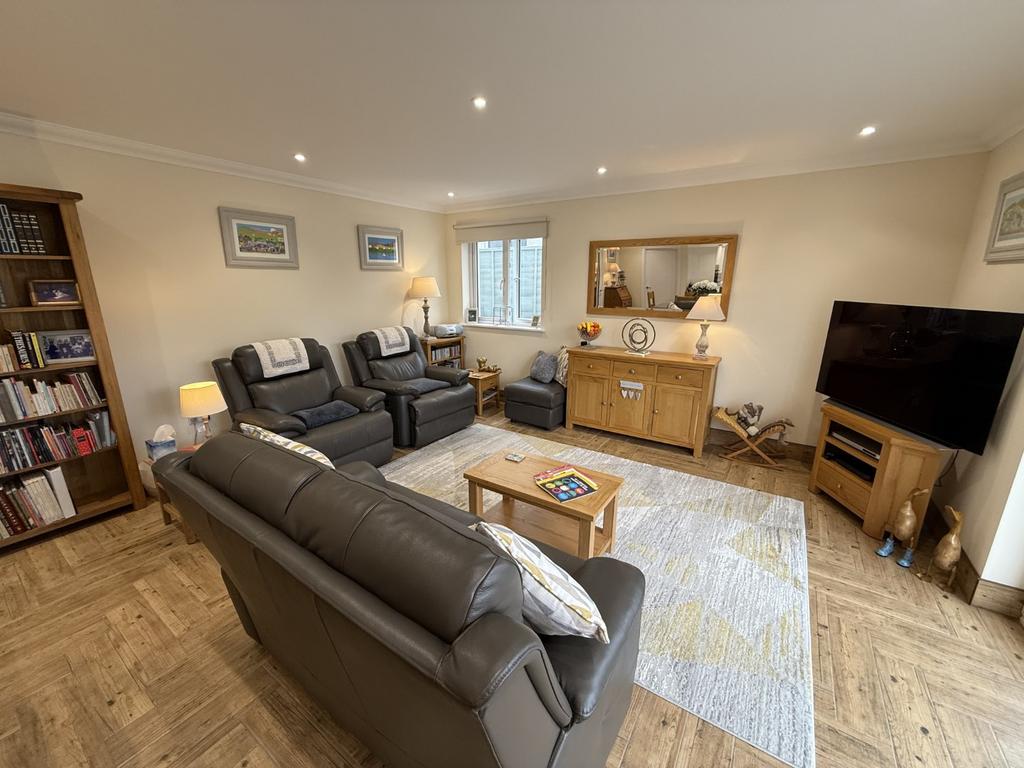 Open Plan Lounge/Kitchen/Dining Room