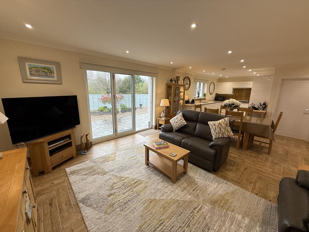 Open Plan Lounge/Kitchen/Dining Room