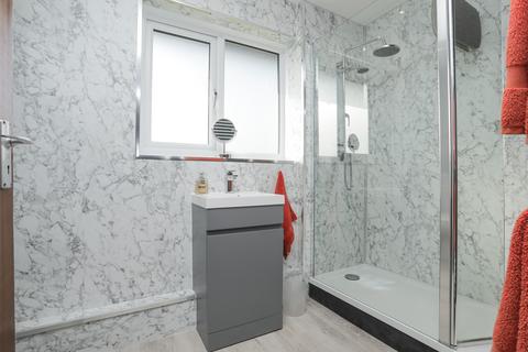 3 bedroom semi-detached house for sale, Daryngton Avenue, Birchington, CT7