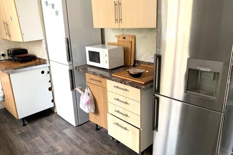 1 bedroom semi-detached house to rent, Church Street, Canterbury, Kent, CT1