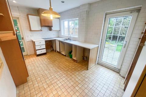 3 bedroom semi-detached house for sale, Large 3 Bedroom House with potential in Ellesmere Avenue