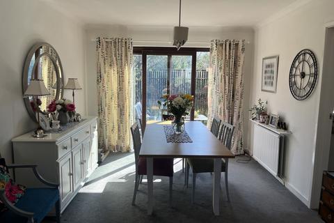 4 bedroom detached house for sale, Parc Cawdor, Ffairfach, Llandeilo, Carmarthenshire.