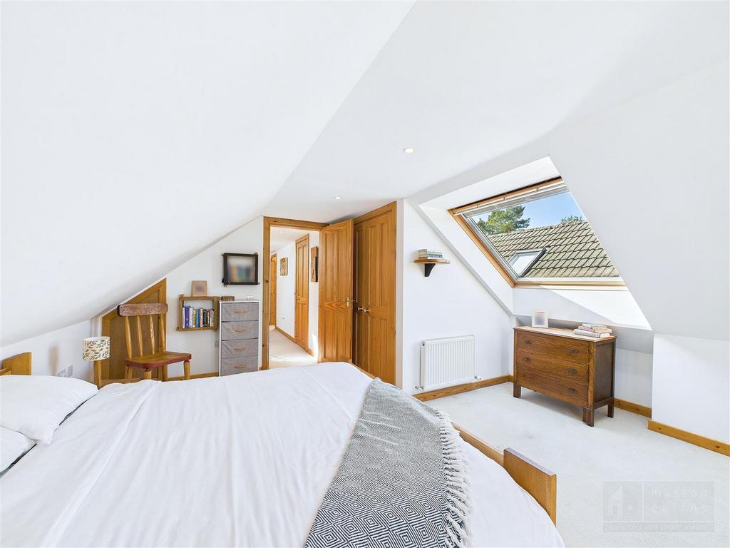 Principal bedroom