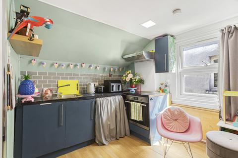 1 bedroom apartment for sale, Amhurst Road, London, E8