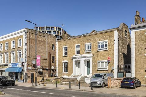Amhurst Road, London, E8