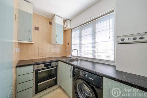 10 Garden Close, Ruislip, HA4 6DB