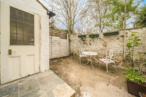 undefined, Lindsell Street, London SE10