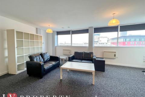 2 bedroom apartment to rent, Westside One, Suffolk Street Queensway, Birmingham