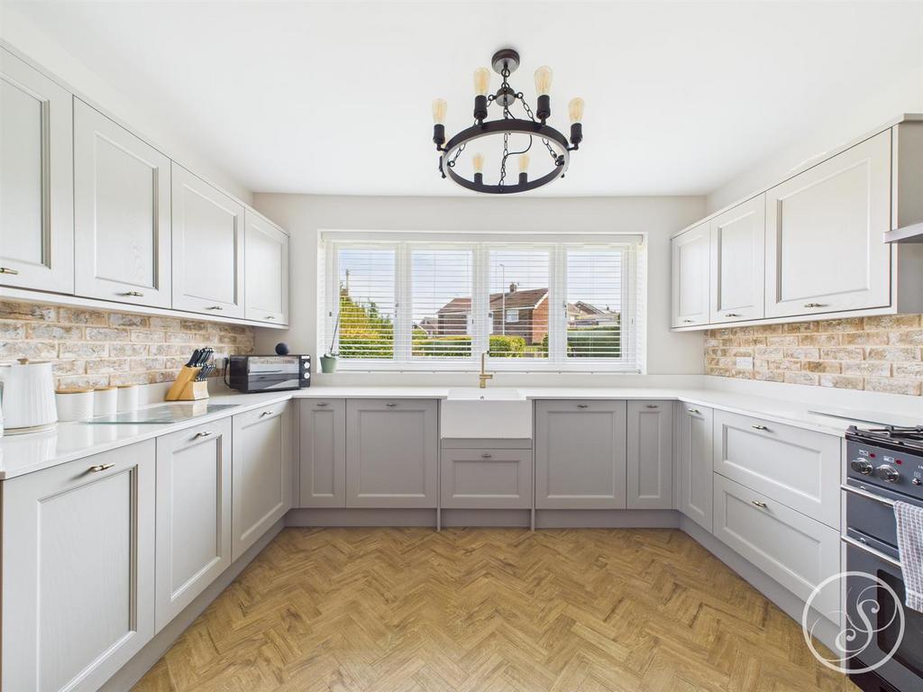 Kitchen diner