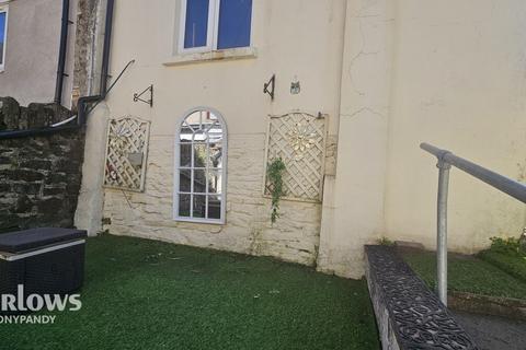 3 bedroom end of terrace house for sale, Pentre CF41 7