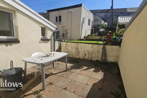 3 bedroom end of terrace house for sale, Pentre CF41 7