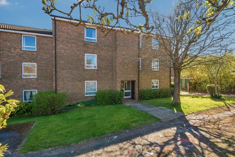 1 bedroom flat for sale, Elder Close, Winchester, Hampshire, SO22
