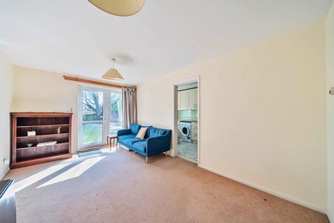 1 bedroom flat for sale, Elder Close, Winchester, Hampshire, SO22
