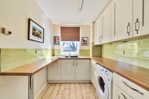 1 bedroom flat for sale, Elder Close, Winchester, Hampshire, SO22