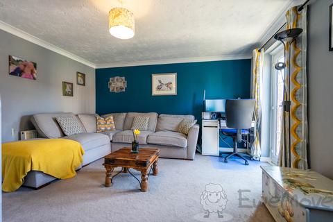24 Burdock Close, Wymondham, NR18 0YE