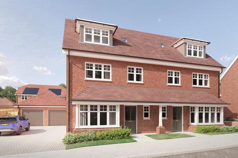 4 bedroom semi-detached house for sale, Templegate, Off Keymer Road, RH15