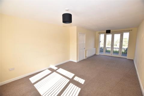 3 bedroom semi-detached house for sale, Tyersal Garth, Bradford, West Yorkshire