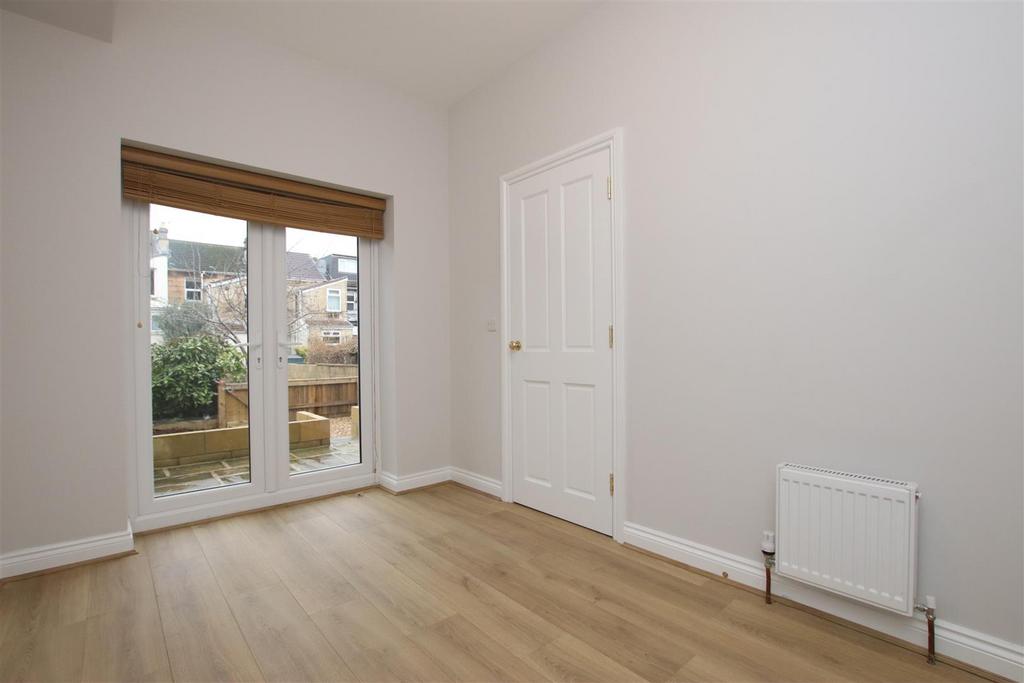 Bedroom one.JPG