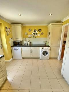 24 Devonshire Rise, Tiverton, EX16 4QR
