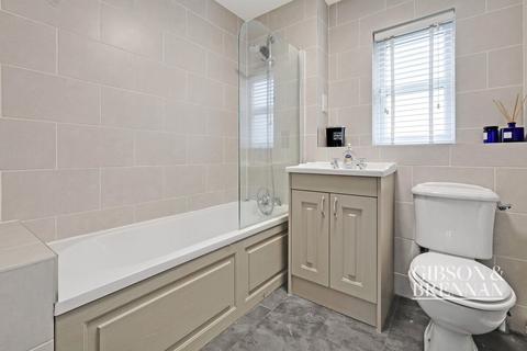 57 Bramble Tye, Laindon, Basildon, SS15 5GR