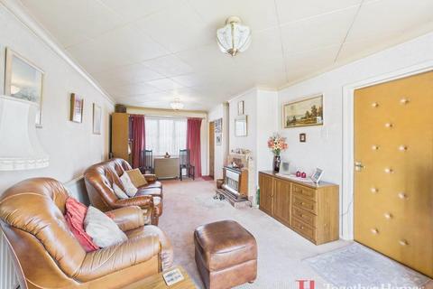 35 Manor Close, Dagenham, RM10 8BH