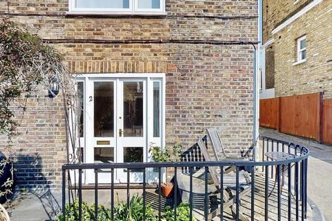 1 bedroom flat for sale, Church Road, TW9
