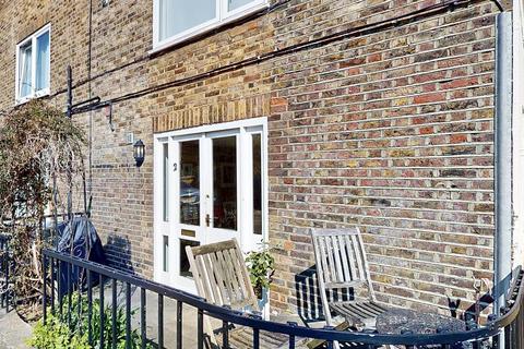 1 bedroom flat for sale, Church Road, TW9