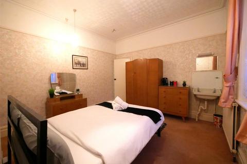 10 bedroom house to rent, Applecross, Bournemouth