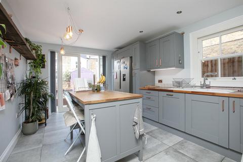 4 bedroom terraced house for sale, Relf Road, Peckham, SE15